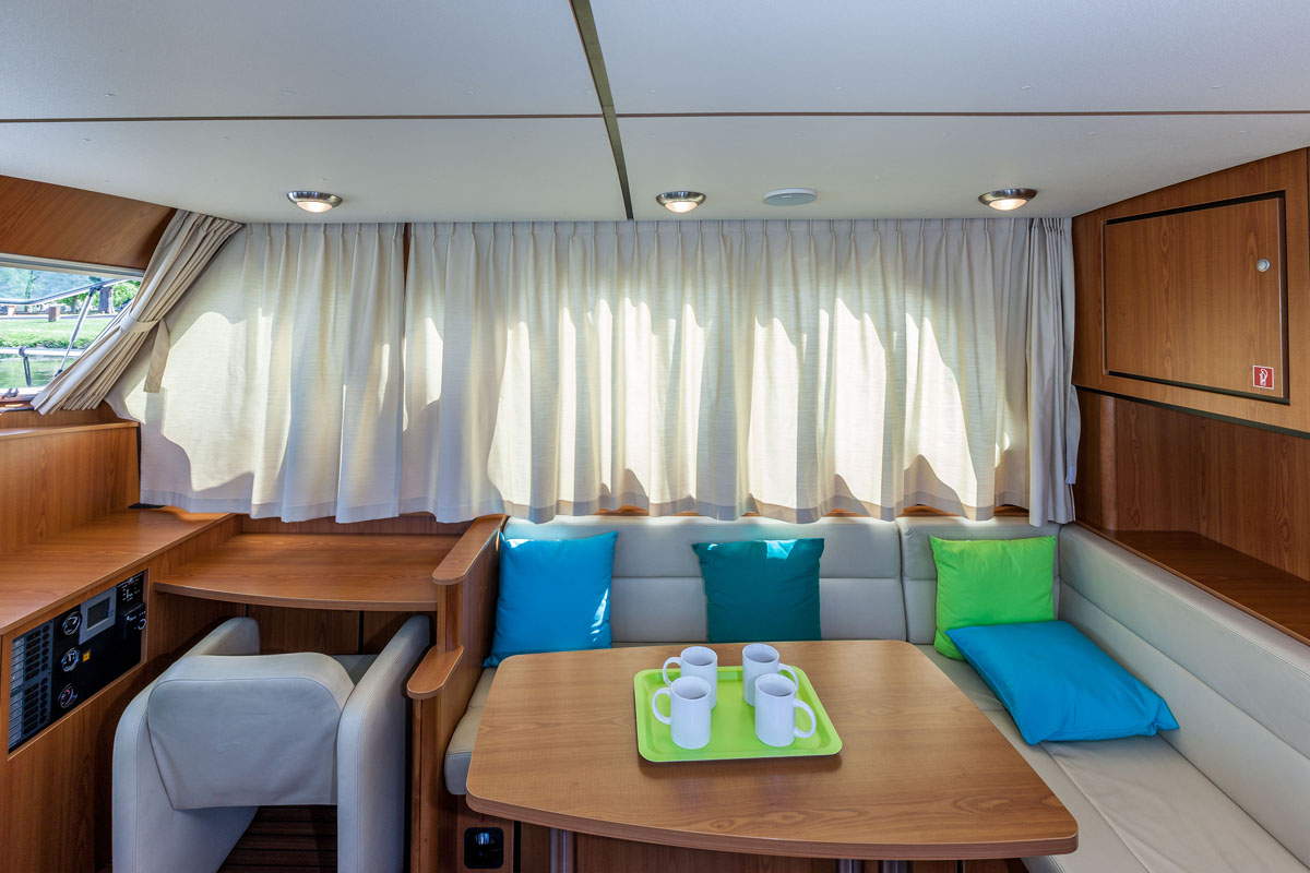 Wohnbereich Cruiser Premium Steel - Linssen Grand Sturdy 34.9.