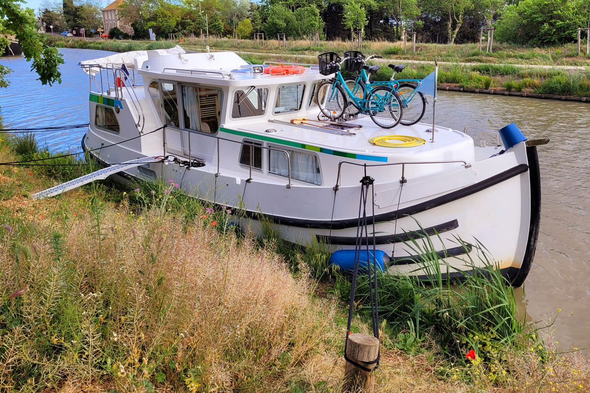 Penichette Premium 2/3 am Ufer