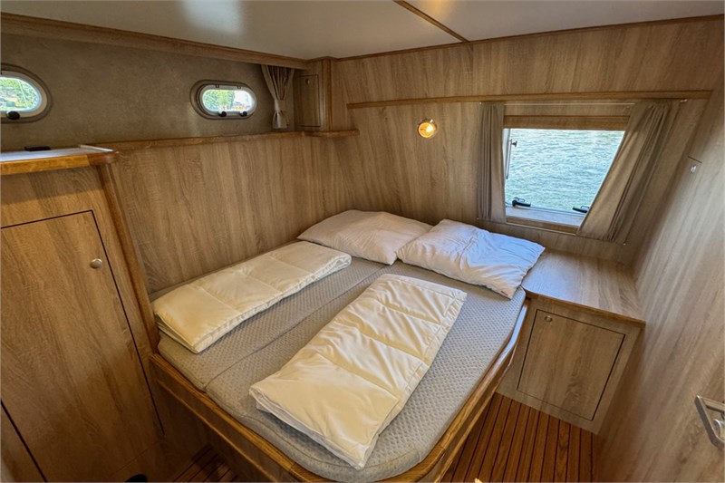 Gruno_32_Excellent_Ada-doppelbett-heck
